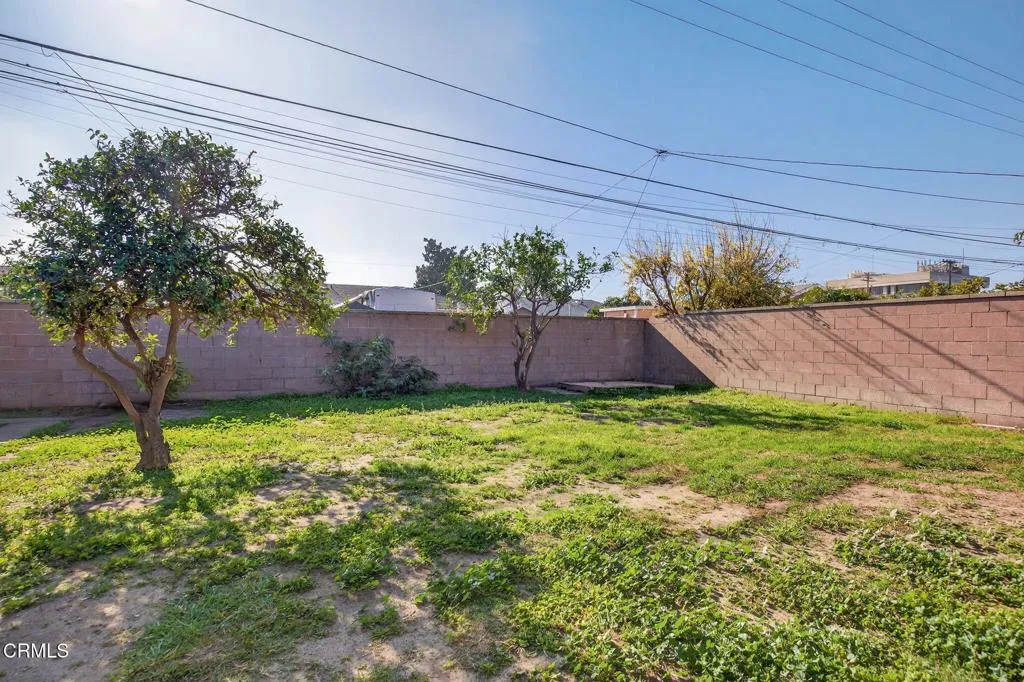 236 E Poplar Street, Oxnard, California 93033 home-pic-13