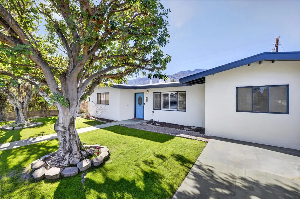 765 N Paseo De Anza, Palm Springs, California 92262 home-pic-4