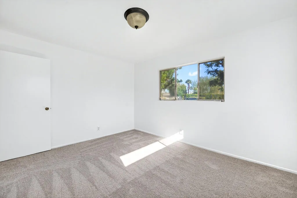 765 N Paseo De Anza, Palm Springs, California 92262 home-pic-19