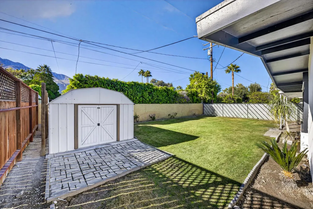 765 N Paseo De Anza, Palm Springs, California 92262 home-pic-33