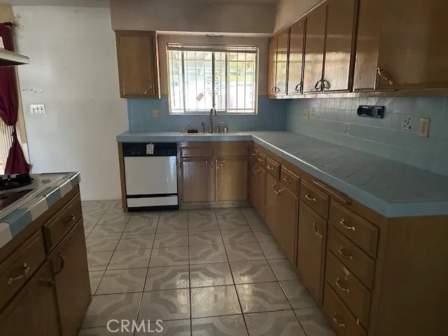28981 Del Monte, Menifee, California 92586 home-pic-5