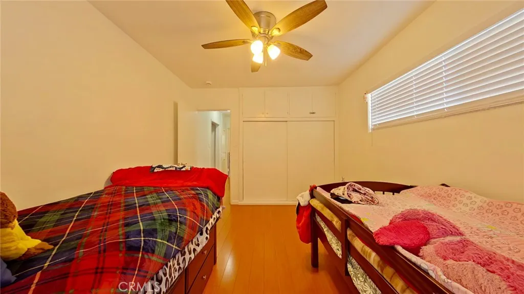 711 W Wilson, Glendale, California 91203 home-pic-17