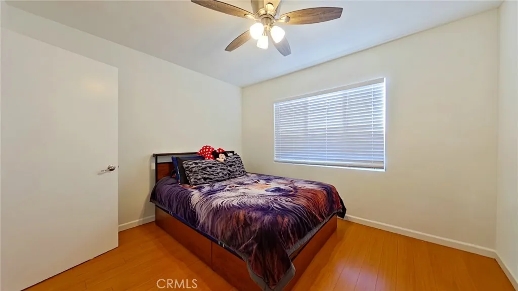 711 W Wilson, Glendale, California 91203 home-pic-11