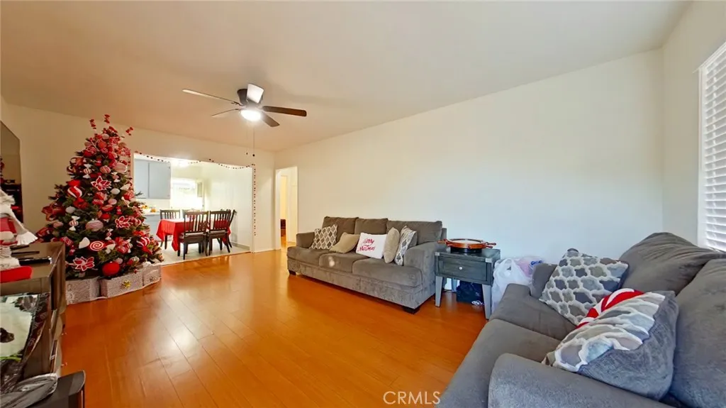 711 W Wilson, Glendale, California 91203 home-pic-6