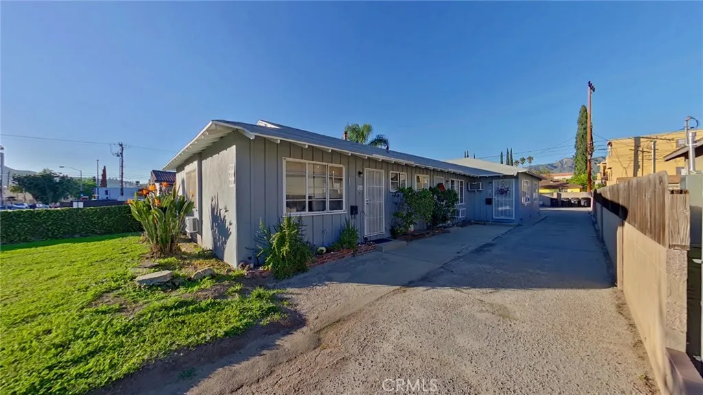 711 W Wilson, Glendale, California 91203 home-pic-2