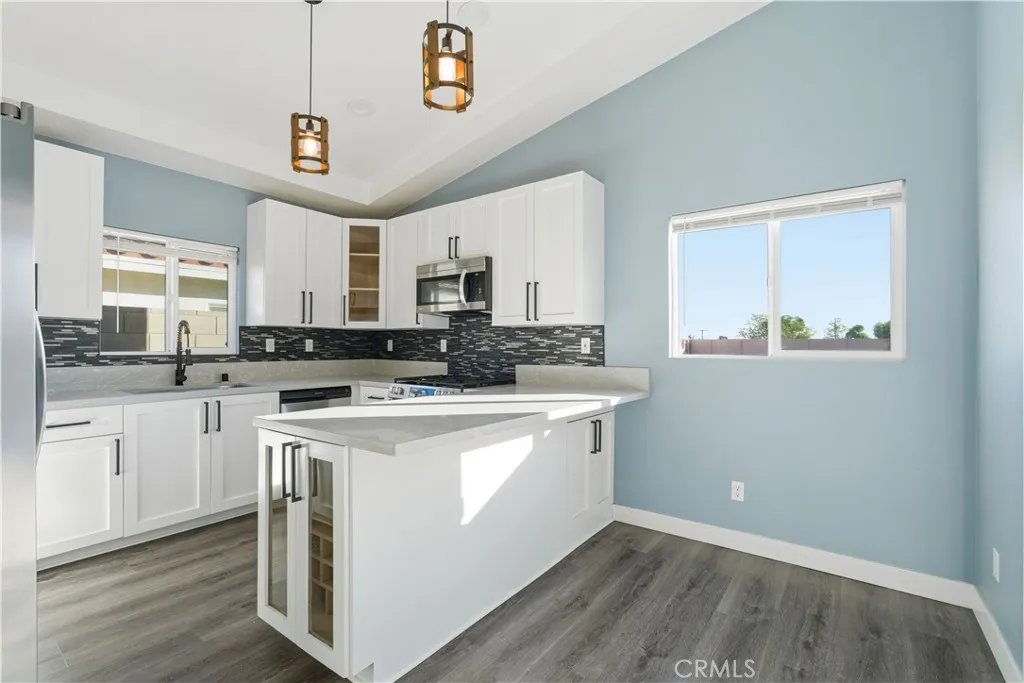 16843 Miller, Fontana, California 92336 home-pic-10