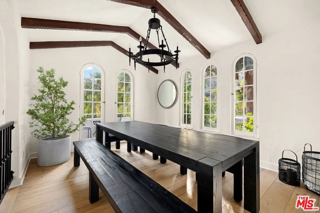 8061 Woodland Lane, Los Angeles, California 90046 home-pic-5