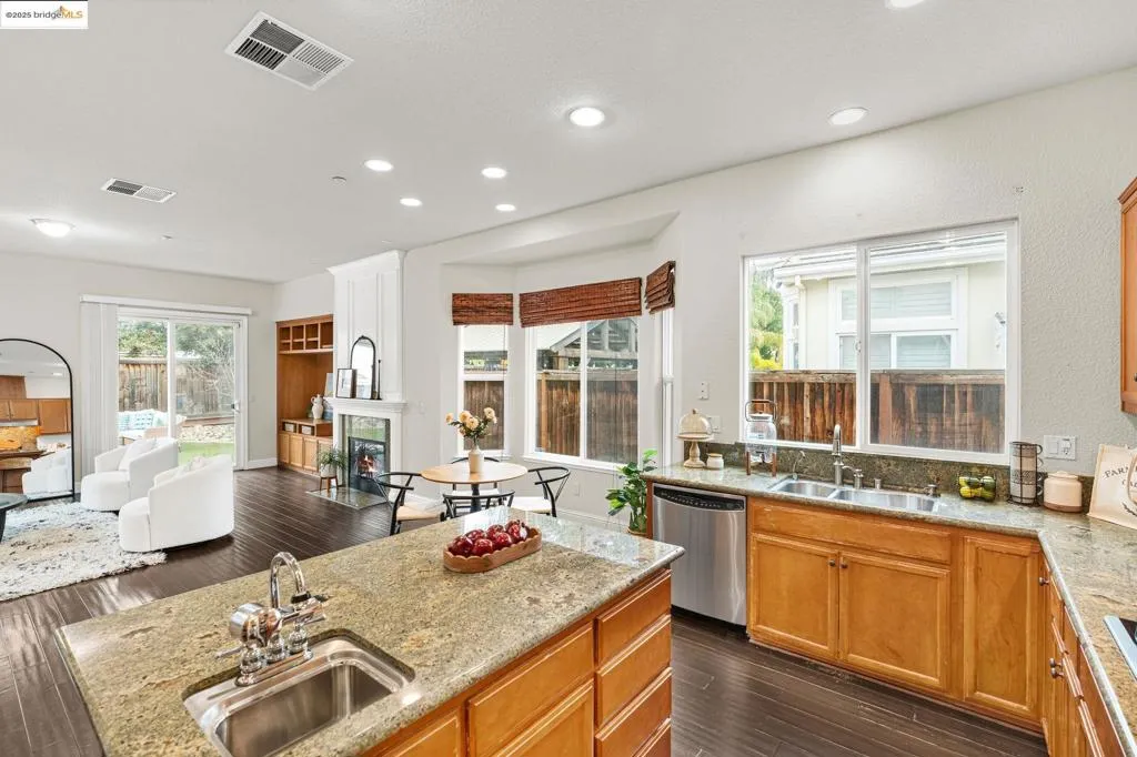 1839 Elizabeth Way, Brentwood, California 94513 home-pic-16