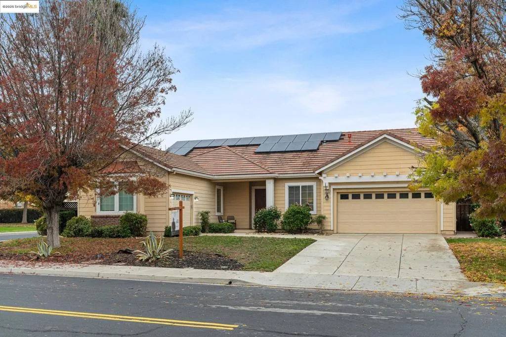 1839 Elizabeth Way, Brentwood, California 94513 home-pic-1