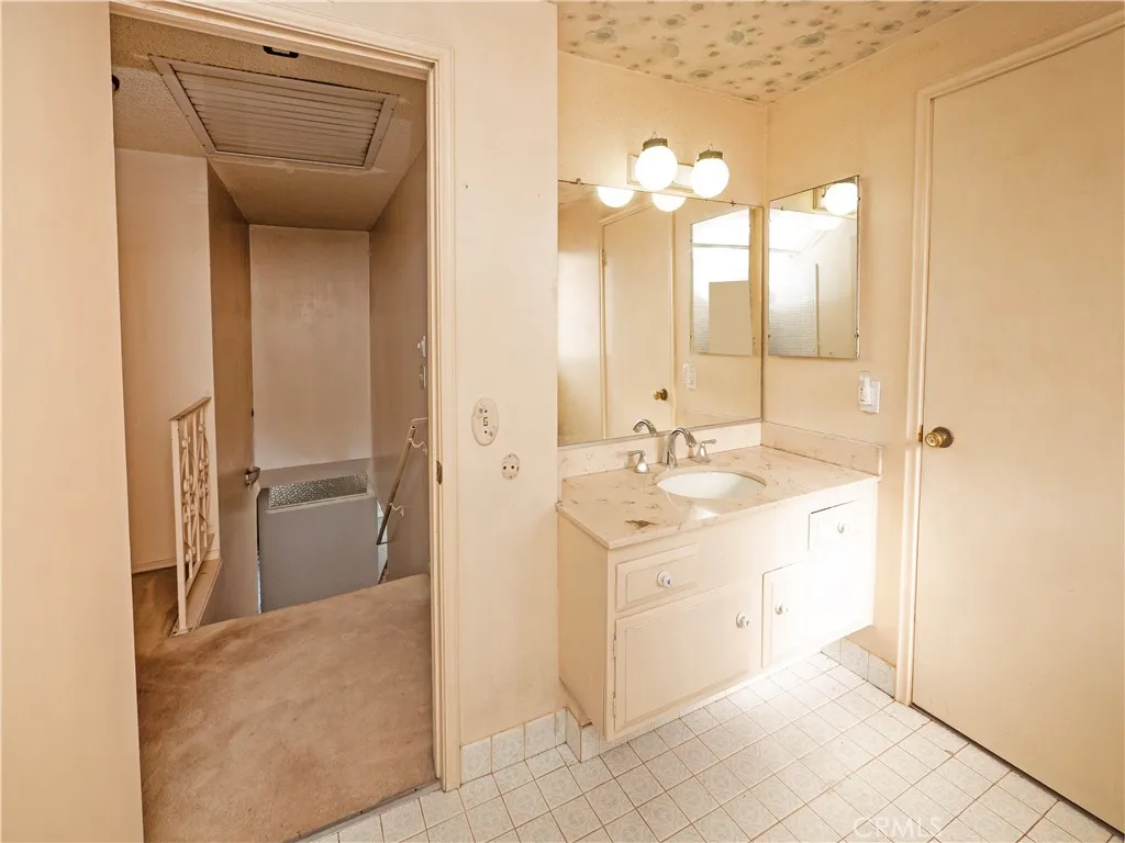 4424 Calada, Pico Rivera, California 90660 home-pic-15