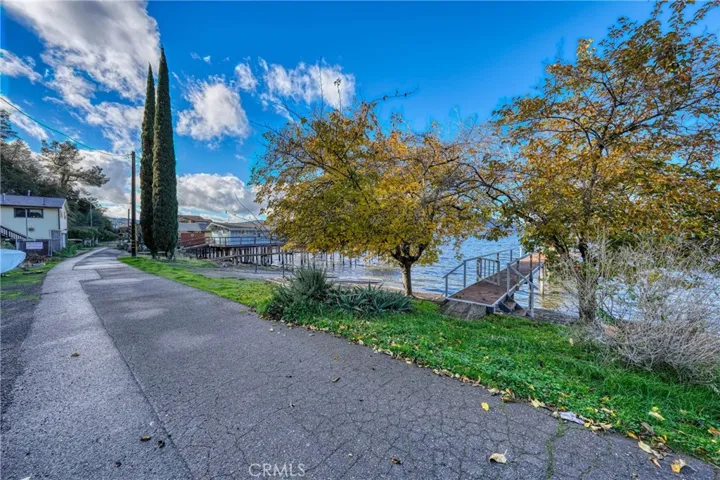 2925 Silverado, Clearlake, California 95422