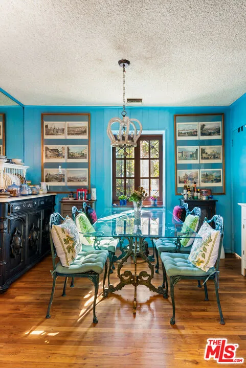 6610 Padre Terrace, Los Angeles, California 90068 home-pic-4