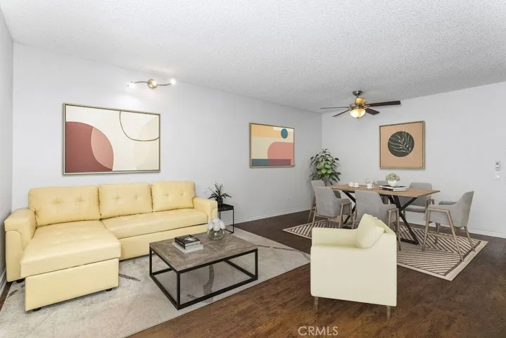 18350 Hatteras 138, Tarzana, California 91356