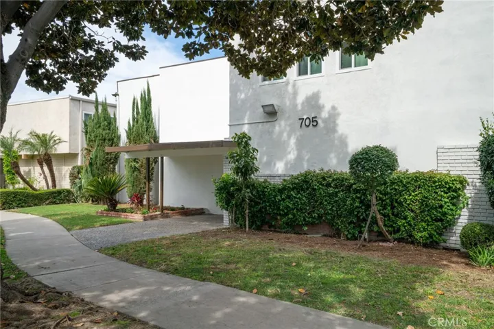 705 E Santa Fe Avenue, Fullerton, California 92831