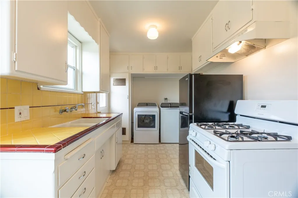1824 Marine, Gardena, California 90249 home-pic-10