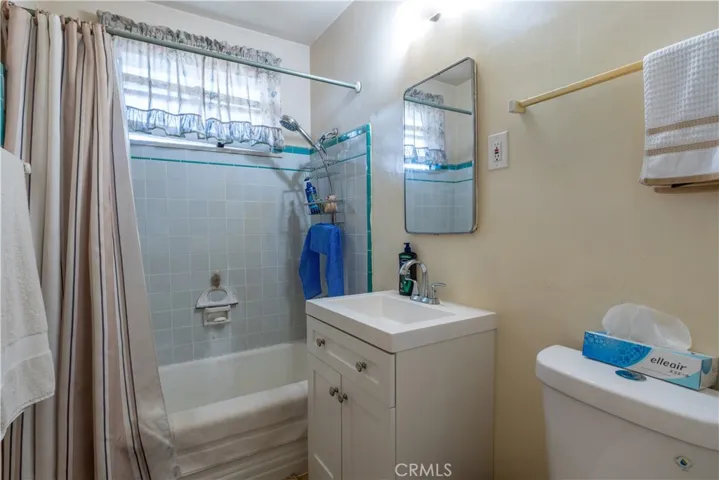 Unit A: 1 Bed/1Bath Tenanat Occupied