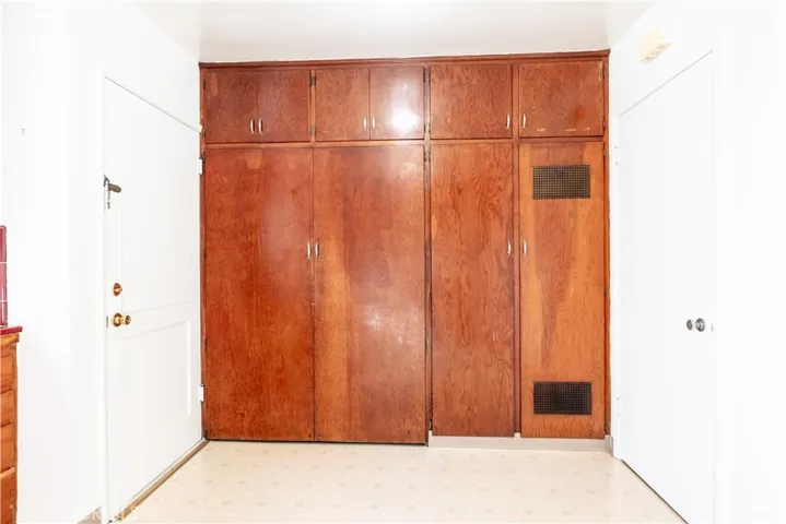 Unit C: 2 Bed/1Bath. Delivered vacant. Includes 1 Car garage and 1 space outside.
