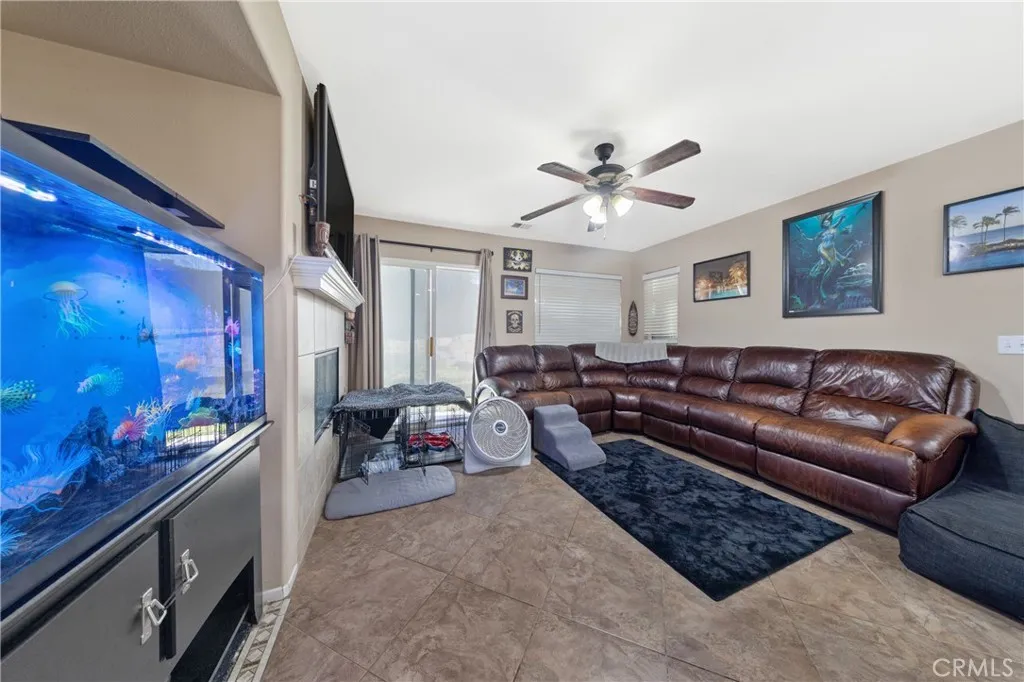 27864 Maywood Bend, Menifee, California 92585 home-pic-12