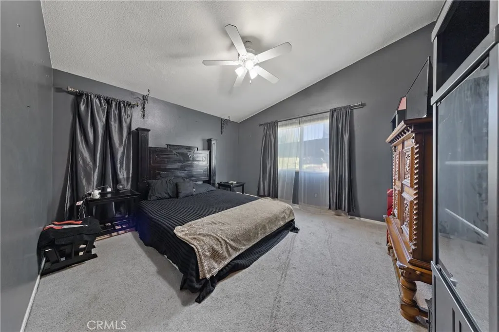 27864 Maywood Bend, Menifee, California 92585 home-pic-4