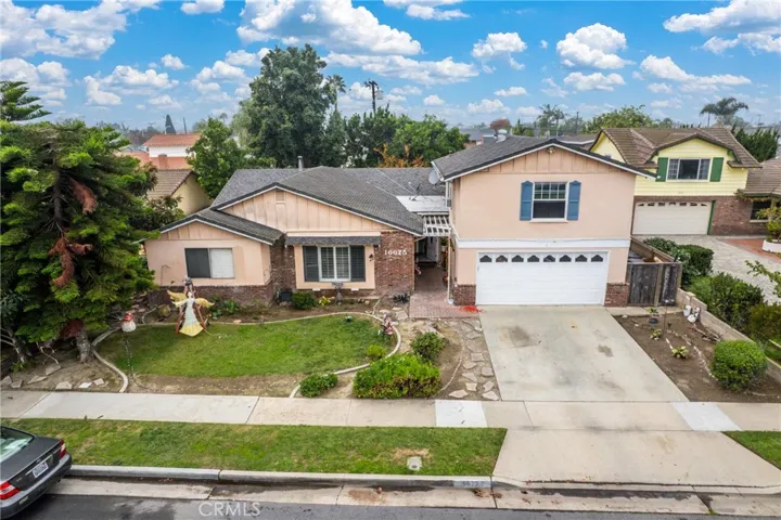 16675 Spruce Circle, Fountain Valley, California 92708