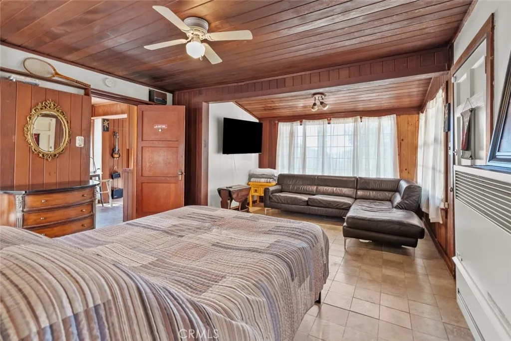 39813 Calle Carona, Green Valley, California 91390 home-pic-12