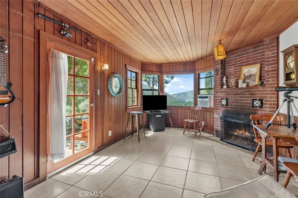 39813 Calle Carona, Green Valley, California 91390 home-pic-19