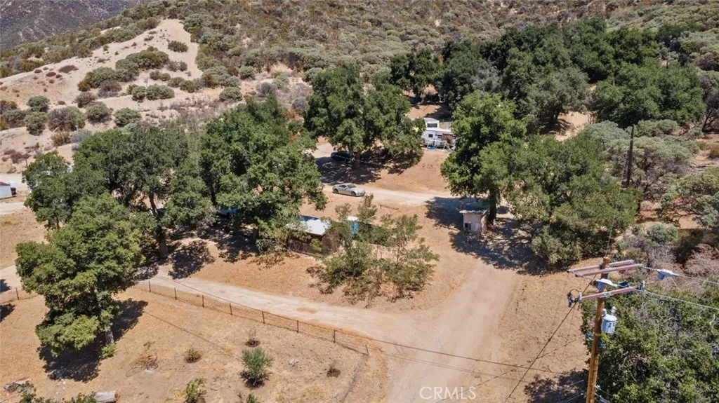 39813 Calle Carona, Green Valley, California 91390 home-pic-4