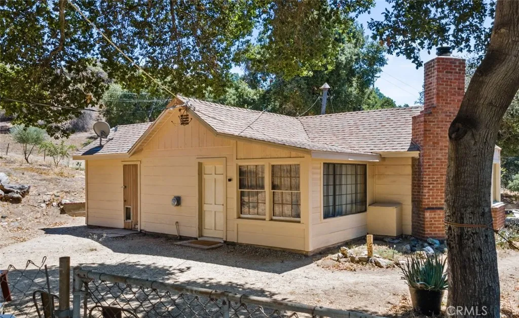 39813 Calle Carona, Green Valley, California 91390 home-pic-1