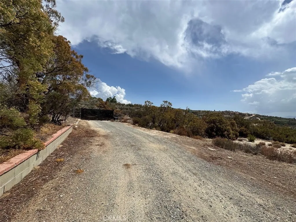 39575 Anzanita, Anza, California 92539 home-pic-37