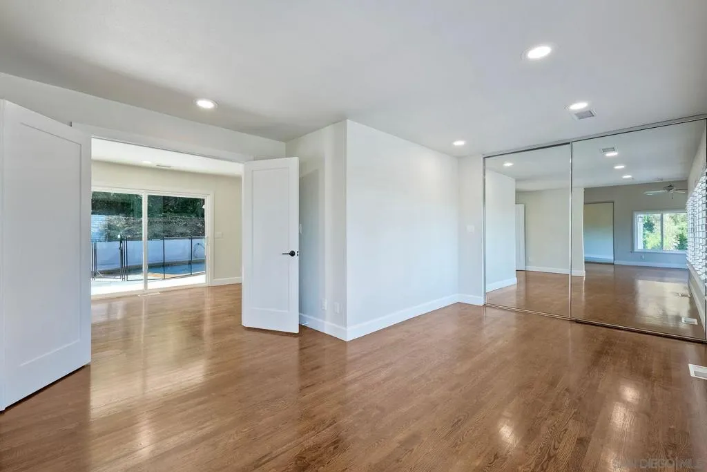 9945 Alto Dr, La Mesa, California 91941 home-pic-27