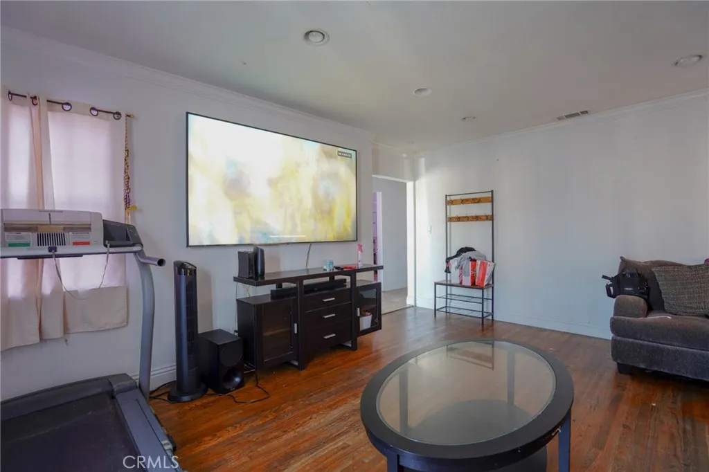 630 E 119th, Los Angeles, California 90059 home-pic-14