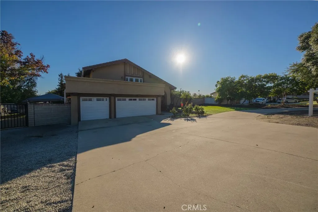 252 W 19th, Upland, California 91784 home-pic-3