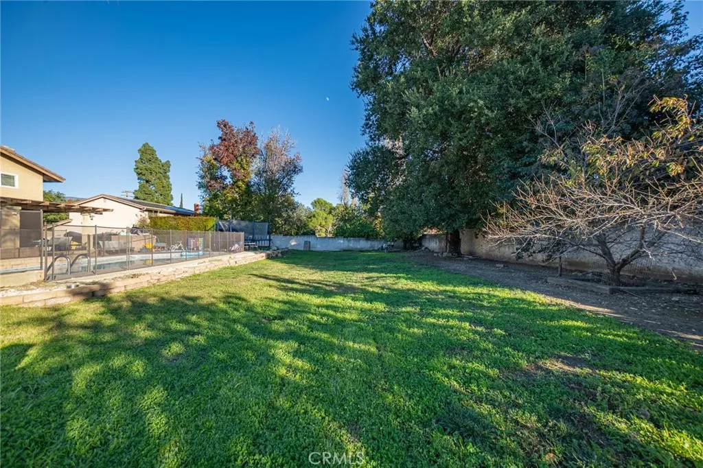 252 W 19th, Upland, California 91784 home-pic-10