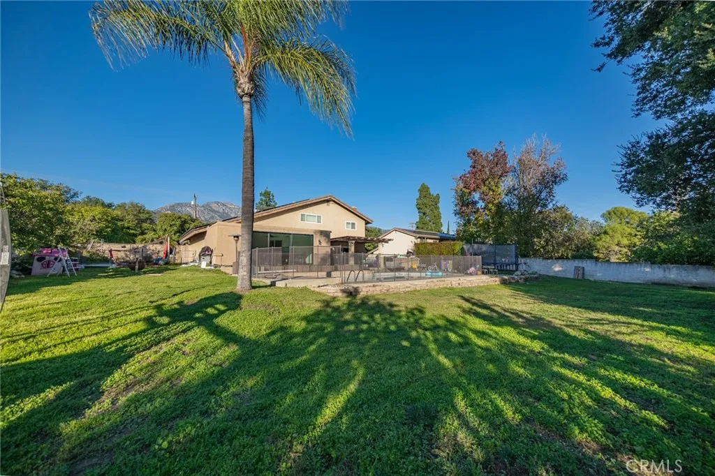 252 W 19th, Upland, California 91784 home-pic-9