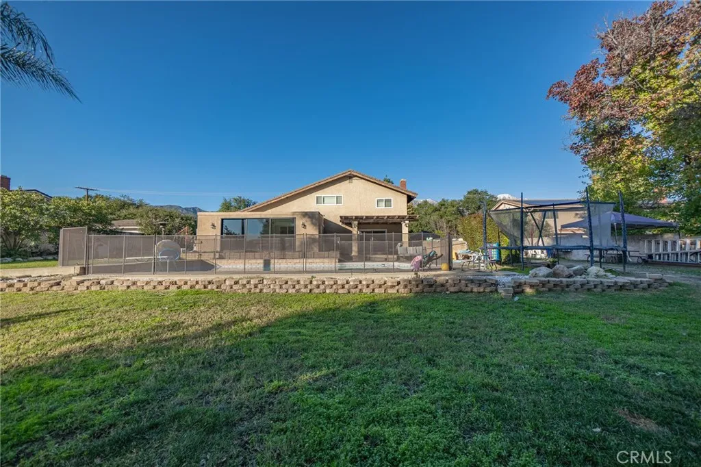 252 W 19th, Upland, California 91784 home-pic-8