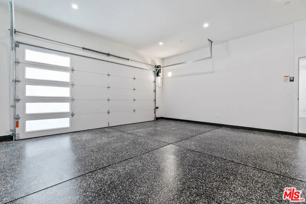 5152 Etiwanda Avenue, Tarzana, California 91356 home-pic-50