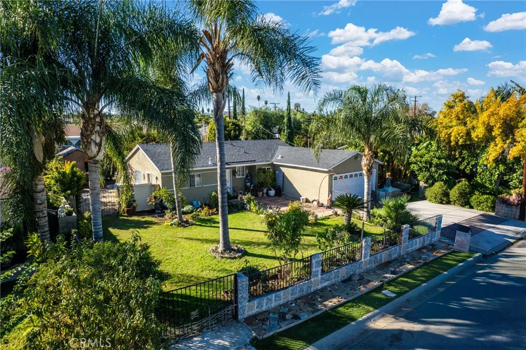 5300 Noble Street, Riverside, California 92503 home-pic-1