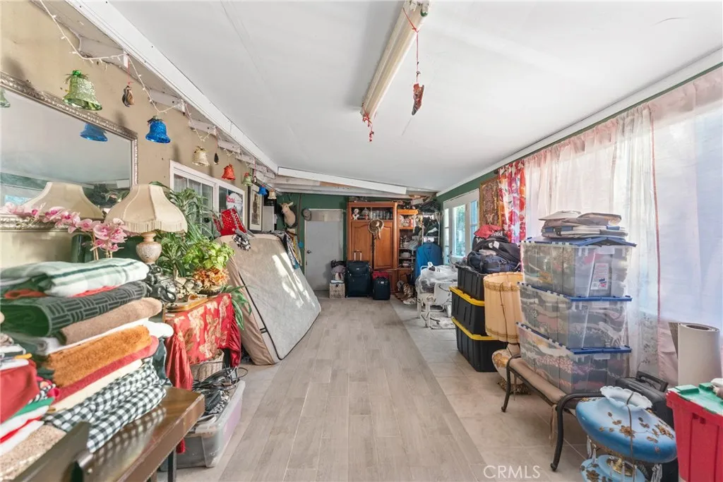 5300 Noble Street, Riverside, California 92503 home-pic-16