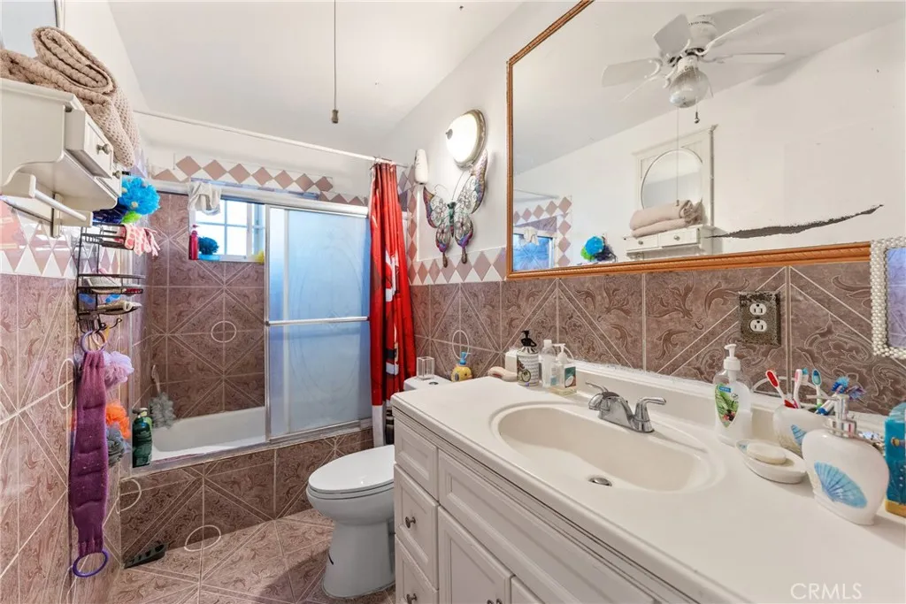 5300 Noble Street, Riverside, California 92503 home-pic-14