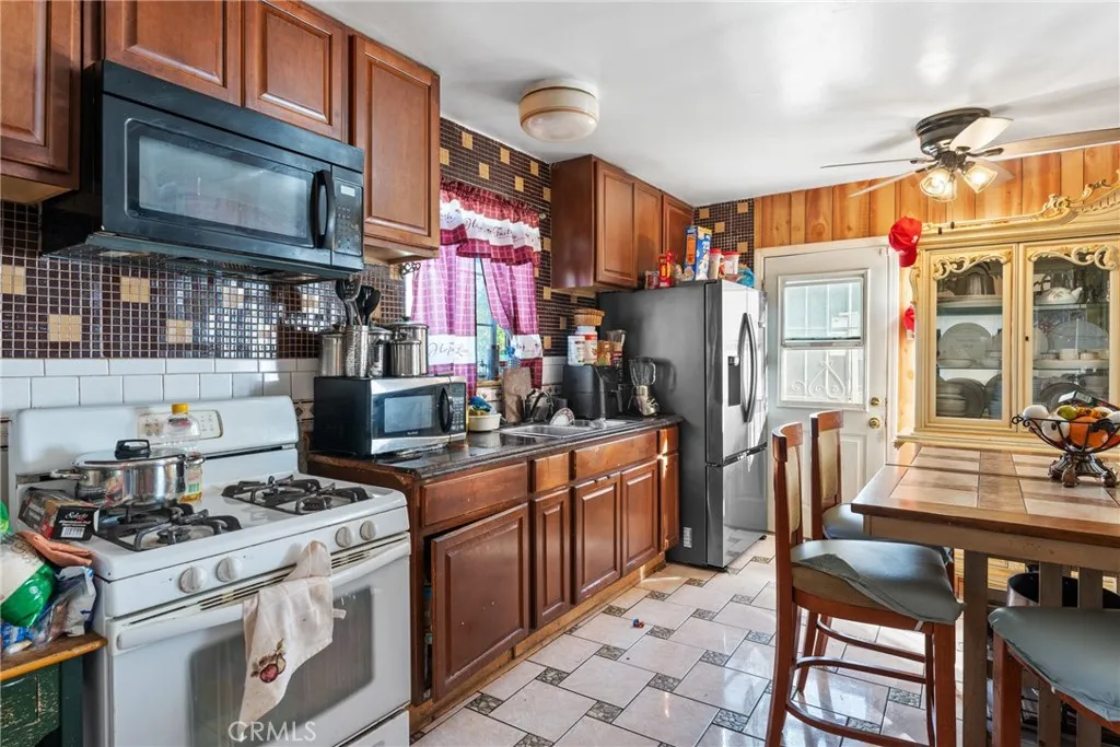 5300 Noble Street, Riverside, California 92503 home-pic-6