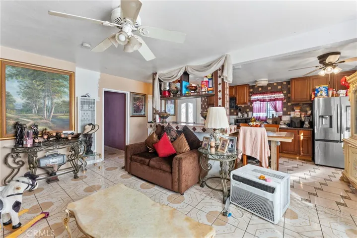 5300 Noble Street, Riverside, California 92503