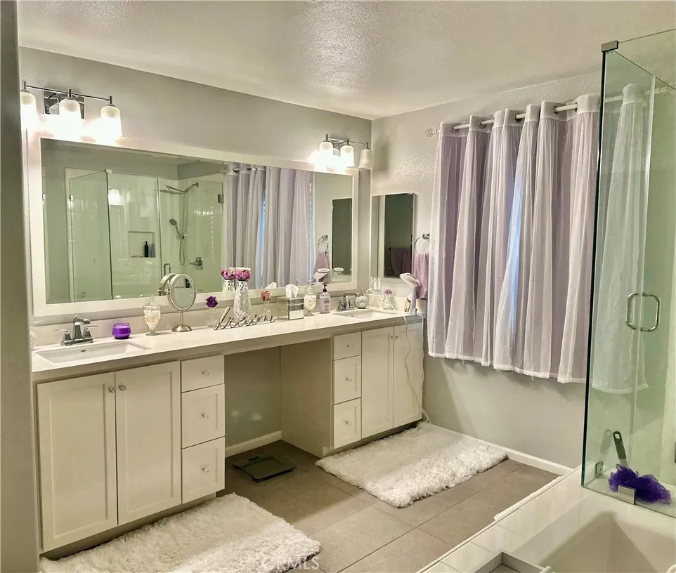 24438 Parker, Lake Elsinore, California 92532 home-pic-15