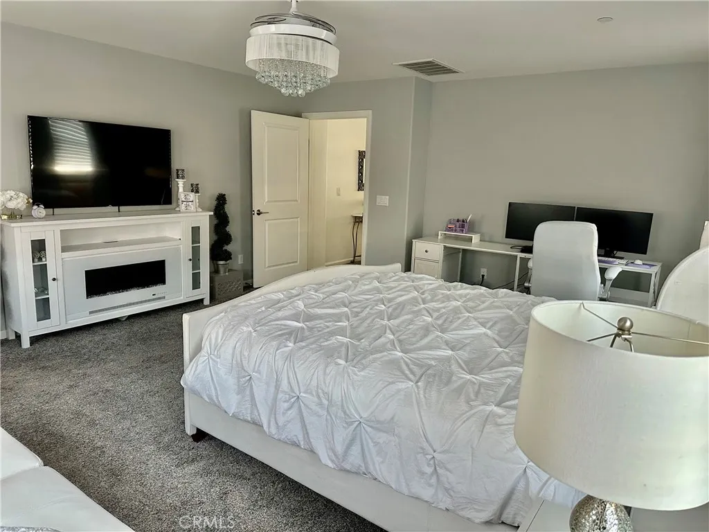 24438 Parker, Lake Elsinore, California 92532 home-pic-16