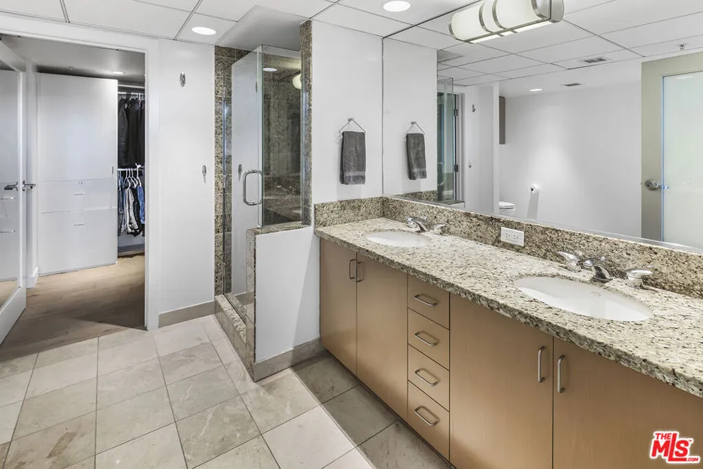 13700 Marina Pointe Drive 1620, Marina Del Rey, California 90292 home-pic-25