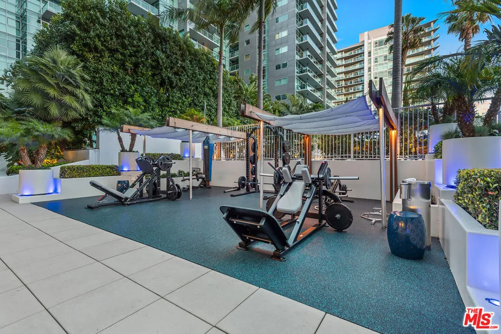 13700 Marina Pointe Drive 1620, Marina Del Rey, California 90292 home-pic-61