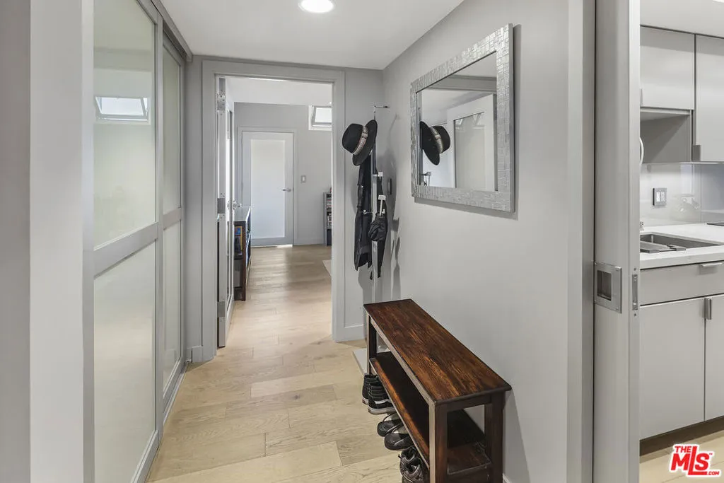 13700 Marina Pointe Drive 1620, Marina Del Rey, California 90292 home-pic-37
