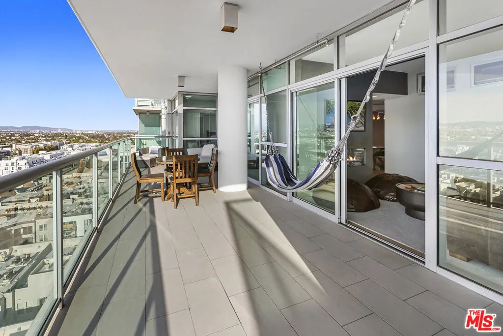 13700 Marina Pointe Drive 1620, Marina Del Rey, California 90292 home-pic-10