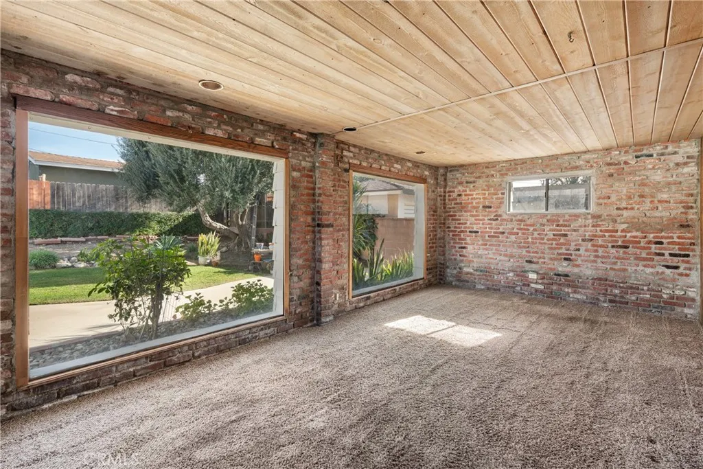 742 N Aguirre, San Dimas, California 91773 home-pic-19