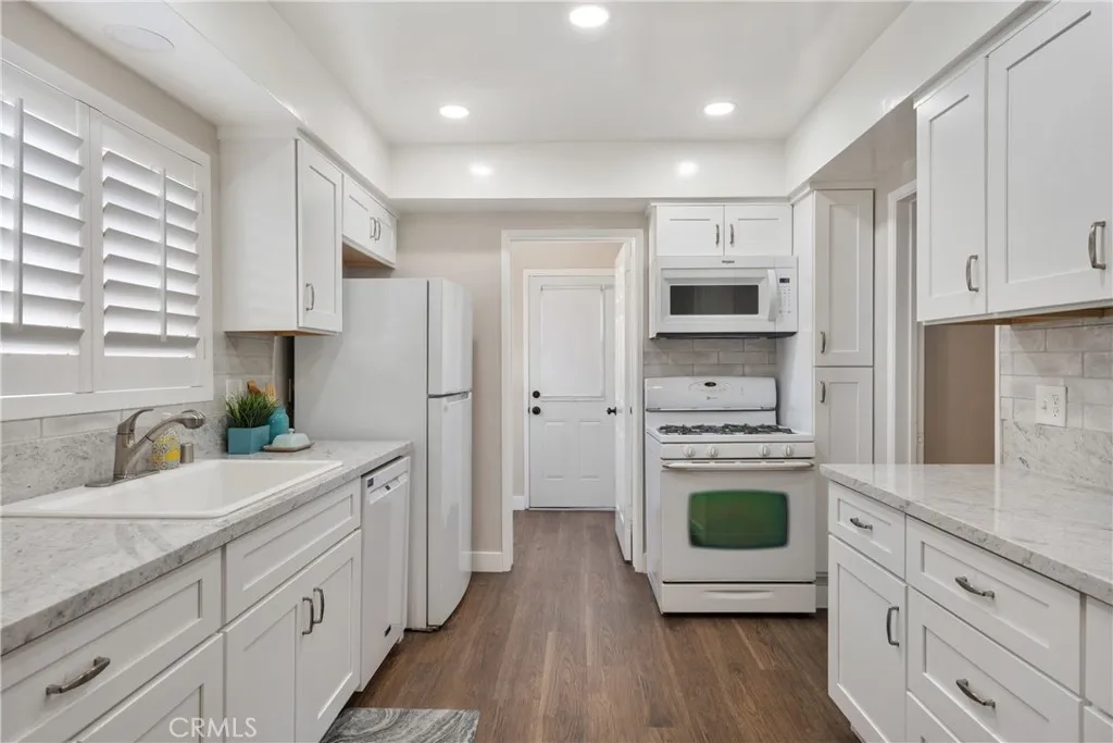 742 N Aguirre, San Dimas, California 91773 home-pic-6