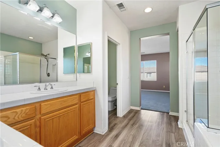Upstairs: Master Full Bath Private Toilet